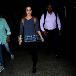 Shraddha Kapoor & Irrfan Khan snapped at the airport