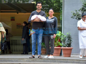 Esha Deol & Bharat Takhtani snapped with their newborn baby girl