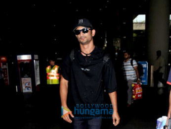 Sunny Leone snapped at the airport