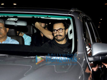 Aamir Khan, Virat Kohli and others snapped at the airport-5