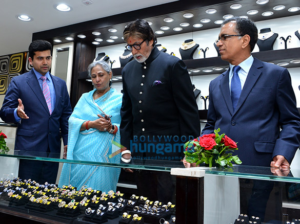amitabh bachchan at the grand opening of kalyan jewellers in bhopal 4