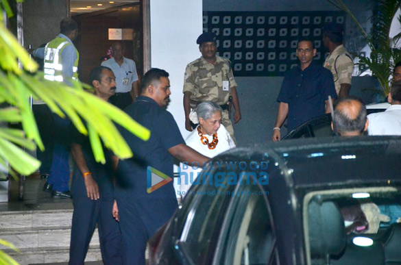 amitabh bachchan snapped returning from the maldives 2