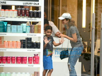 Amrita Arora snapped with her son at a salon