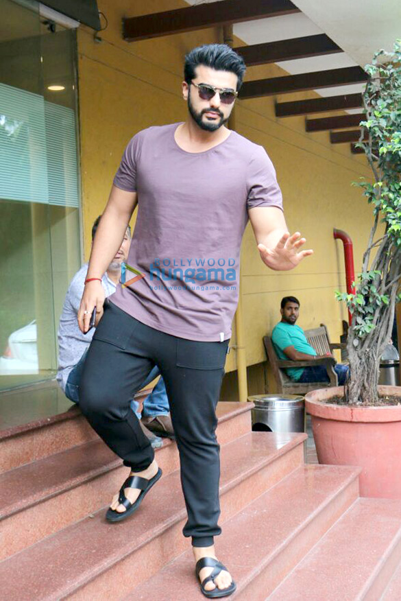 arjun kapoor snapped in a casual avatar 1