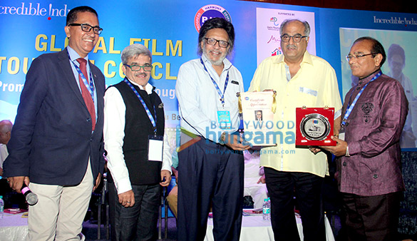 boney kapoor mukesh bhatt and others attend phd chamber global film tourism conclave 1