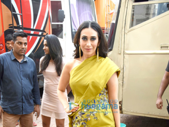 Govinda and Karisma Kapoor on the set of 'Dance Champions'