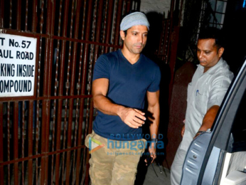 Farhan Akhtar snapped post dubbing in Bandra