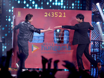 Shah Rukh Khan, Sushant Singh Rajput and Sania Mirza perform at Farah Khan’s show Lip Sing Battle