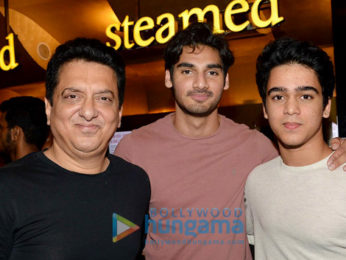 Jacqueline Fernandez, Taapsee Pannu, Sajid Nadiadwala, Anu Malik at 'Judwaa 2' success bash