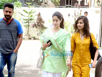 Jhanvi Kapoor spotted in a simple ethnic outfit