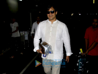 Kajol and Vivek Oberoi arrive from Goa