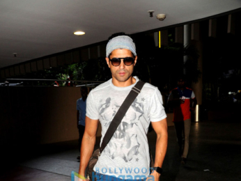 Kangana Ranaut, Farhan Akhtar and others snapped at the airport