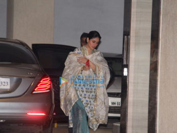 Kareena Kapoor Khan snapped at her mother's house