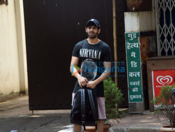 Kartik Aaryan snapped post their gym sessions