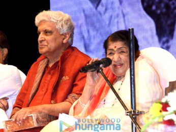 Lata Mangeshkar and Javed Akhtar grace Hridaynath Mangeshkar Awards at Shanmukhanan hall