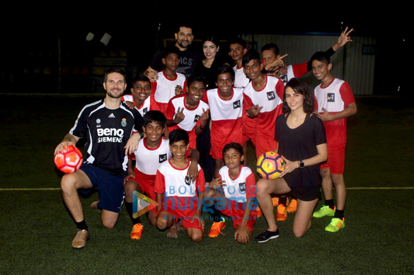 mandana karimi snapped with her football team 2