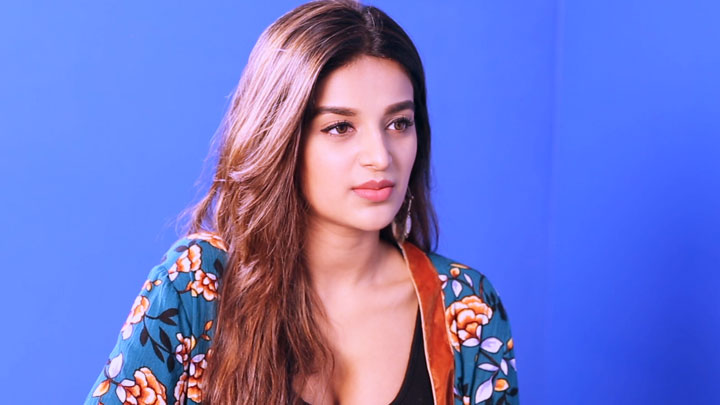 Nidhhi Agerwal OPENS UP About Her HOT & Flawless Dance Video Nidhhi Agerwal OPENS UP About Her HOT & Flawless Dance Video