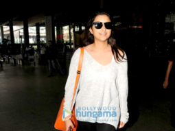 Parineeti Chopra, Arshad Warsi, Ajay Devgn airport arrive from Delhi after Golmaal Again promotions