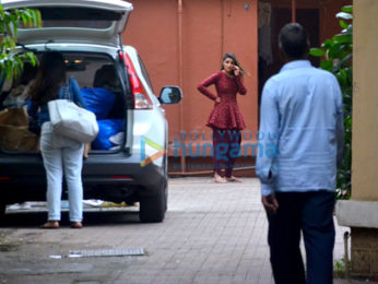 Parineeti Chopra snapped in bandra