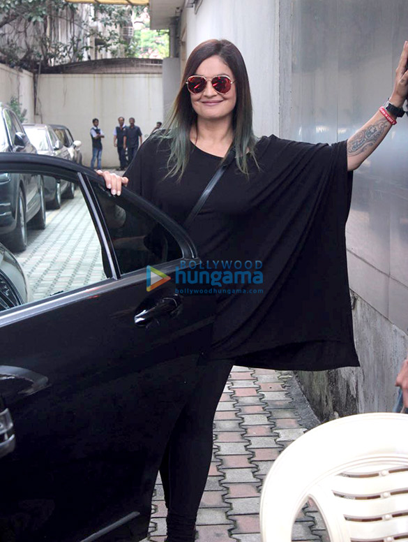pooja bhatt and diljit dosanjh snapped 2