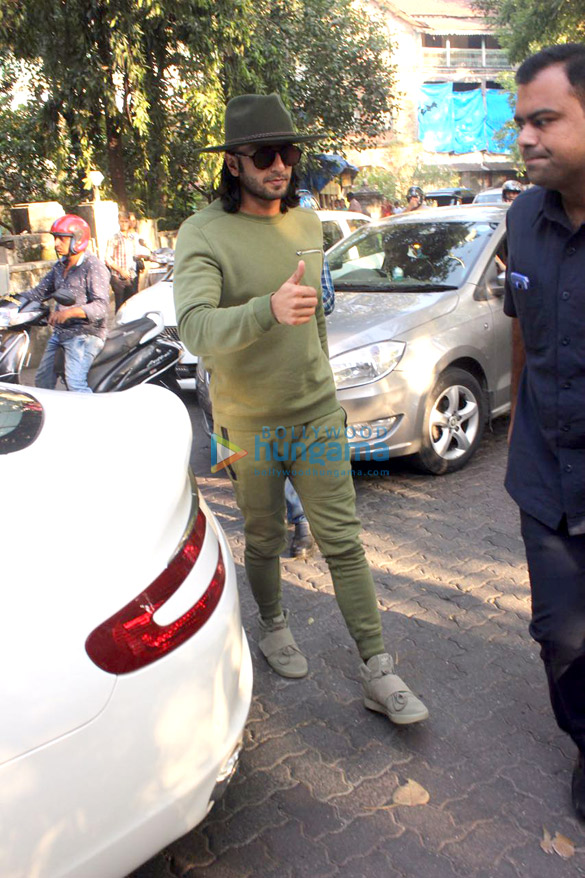 Ranveer Singh spotted at dubbing studio Ranveer Singh spotted at dubbing studio