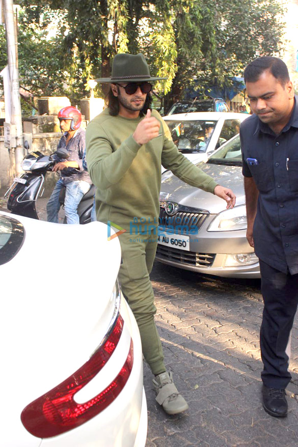 ranveer singh spotted at dubbing studio 3