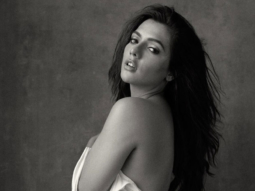HOTNESS: Ruhi Singh is serving some looks in this raunchy swimsuit photograph
