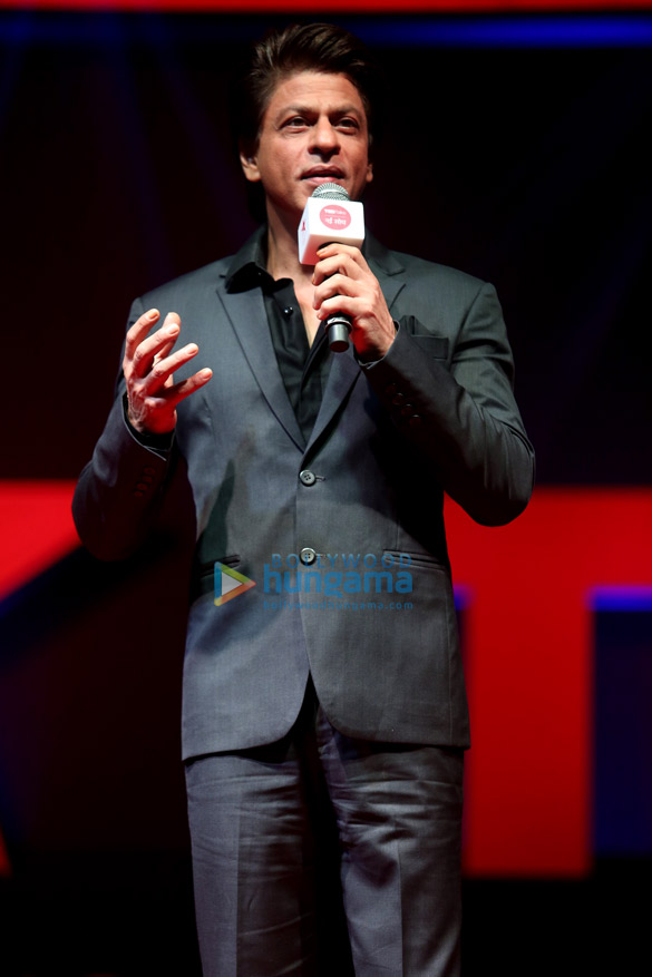 shah rukh khan at the launch of ted talks india nayi soch 8