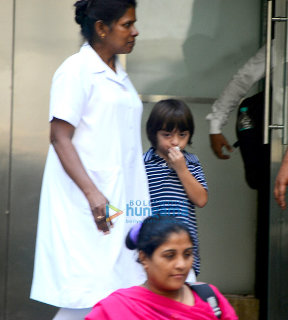 shah rukh khans son abram khan snapped returning from school 3