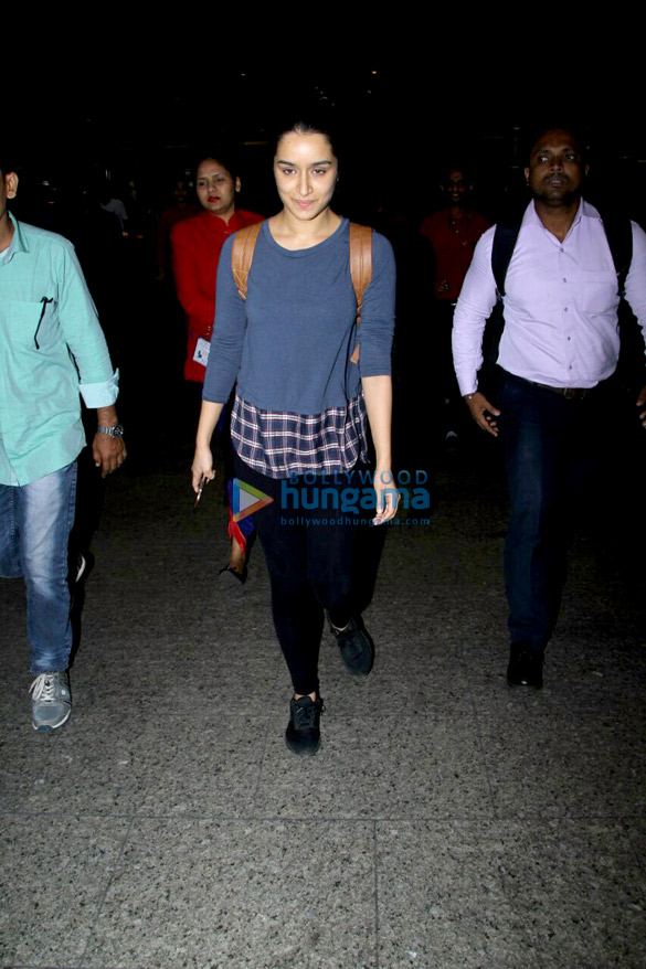 sidharth malhotra kriti sanon huma qureshi and others snapped at the airport 1