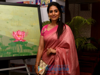 Sonali Kulkarni snapped at the breast cancer awareness campaign