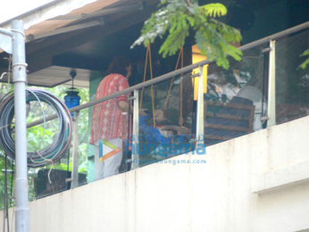 Taimur spotted in his balcony enjoying some quality time with his grandmother