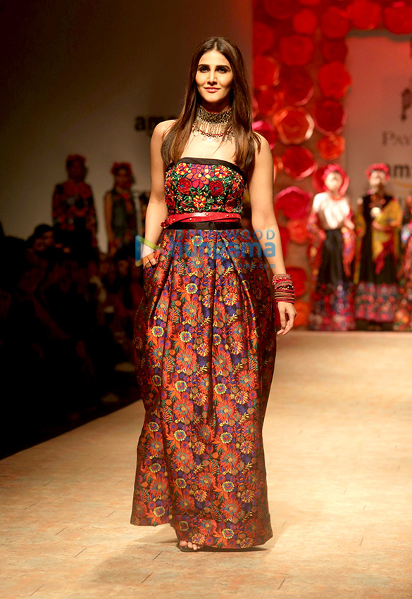 Vaani Kapoor walks the ramp for designer Payal Jain at the Amazon India Fashion Week Vaani Kapoor walks the ramp for designer Payal Jain at the Amazon India Fashion Week