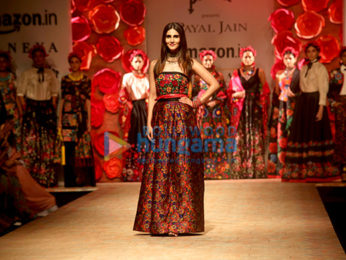 Vaani Kapoor walks the ramp for designer Payal Jain at the Amazon India Fashion Week