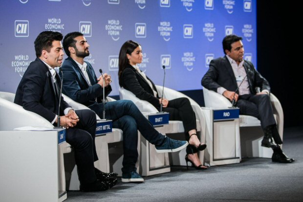 WOW! Alia Bhatt looks dapper at World Economic Forum1
