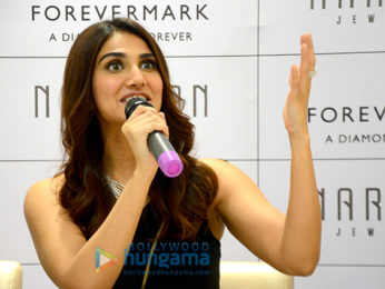 Vaani Kapoor at the launch of Narayan Jewellers in Vadodara