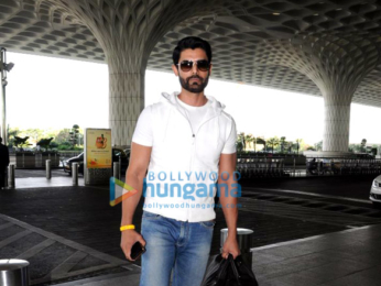 Aamir Khan, Ameesha Patel and others snapped at the airport