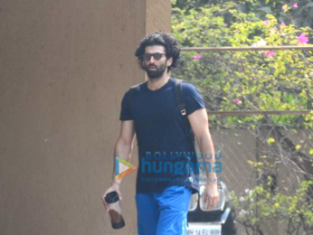 Aditya Roy Kapur snapped at the gym