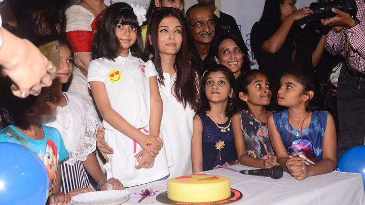 Aishwarya Rai Bachchan Gets Emotional And Slams Media Photographers