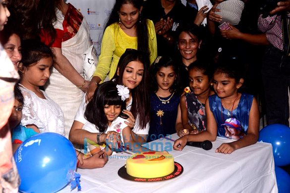 aishwarya rai bachchan her mother and aradhya bachchan snapped with kids from the smile foundation nog 6