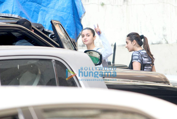 alia bhatt snapped outside her gym 4