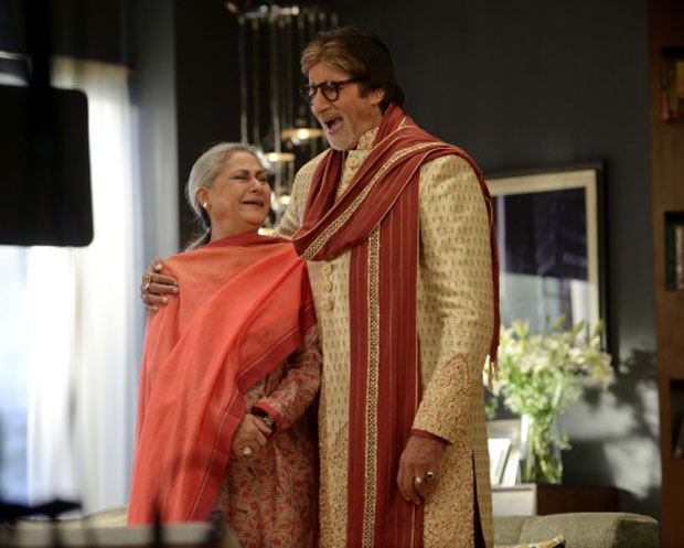 Amitabh Bachchan and Jaya Bachchan's candid moments captured during an ad shoot-2