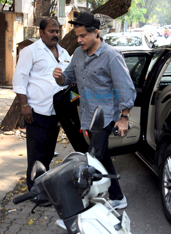 anil kapoor spotted at bblunt salon 1