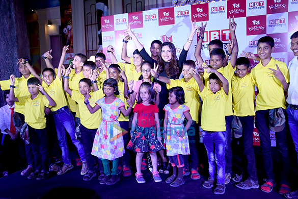 bhumi and manish celebrate childrens day at kidzania 2