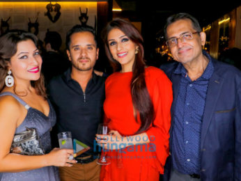 Birthday bash of Aarti Chabria & success bash of her short film Mumbai-Varanasi Express