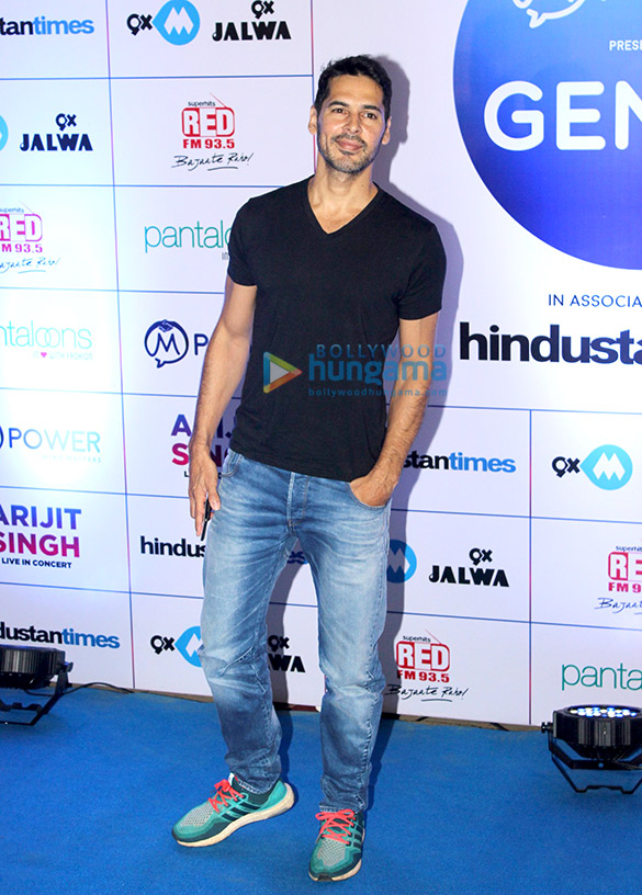 Celebs grace Arijit Singh’s Live concert Celebs grace Arijit Singh’s Live concert
