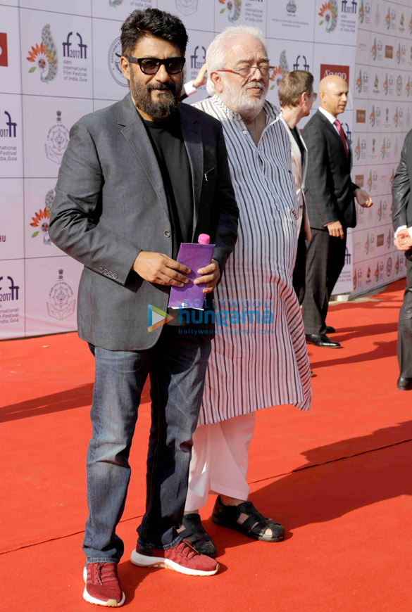 celebs grace closing ceremony of iffi 2017 in goa 5