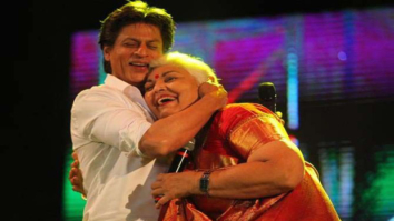 Check out: Shah Rukh Khan turns up his charm and dances with female fans in Ahmedabad