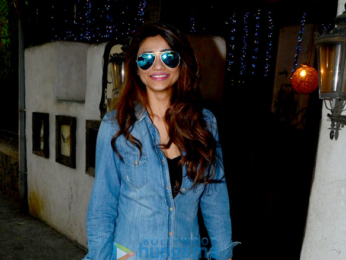 Daisy Shah spotted at Hakim Alim in Bandra-