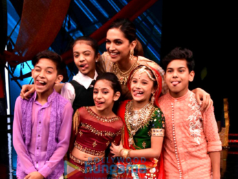 Deepika Padukone promotes Padmavati on the sets of Super Dancer
